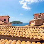 Mango & Tango * Dubrovnik