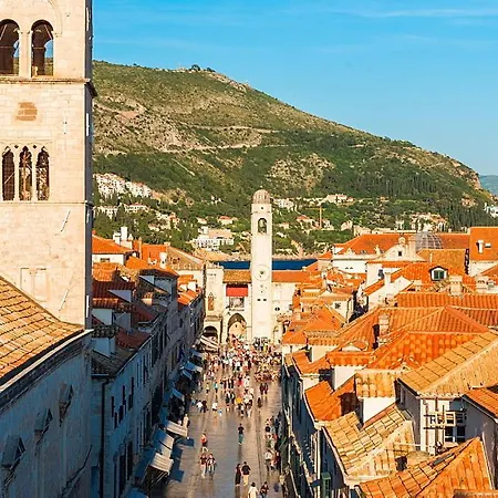 Mango & Tango アパート